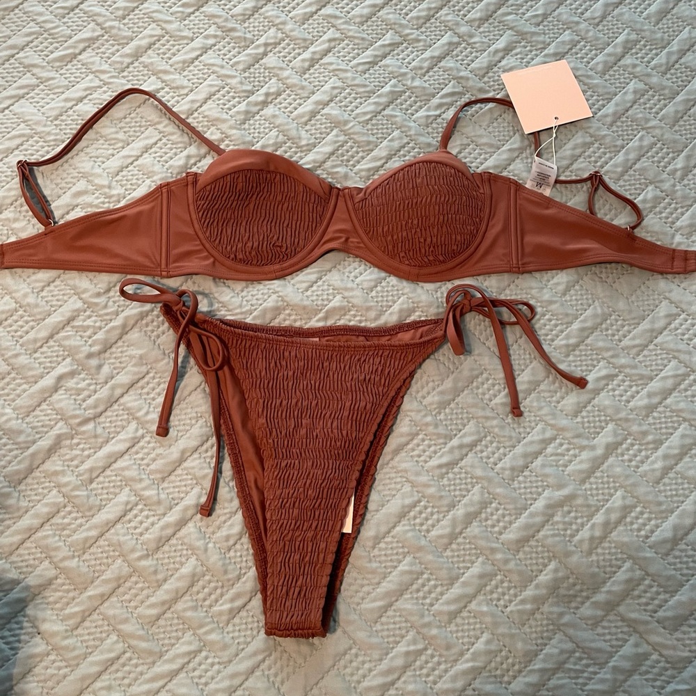 Swim suit